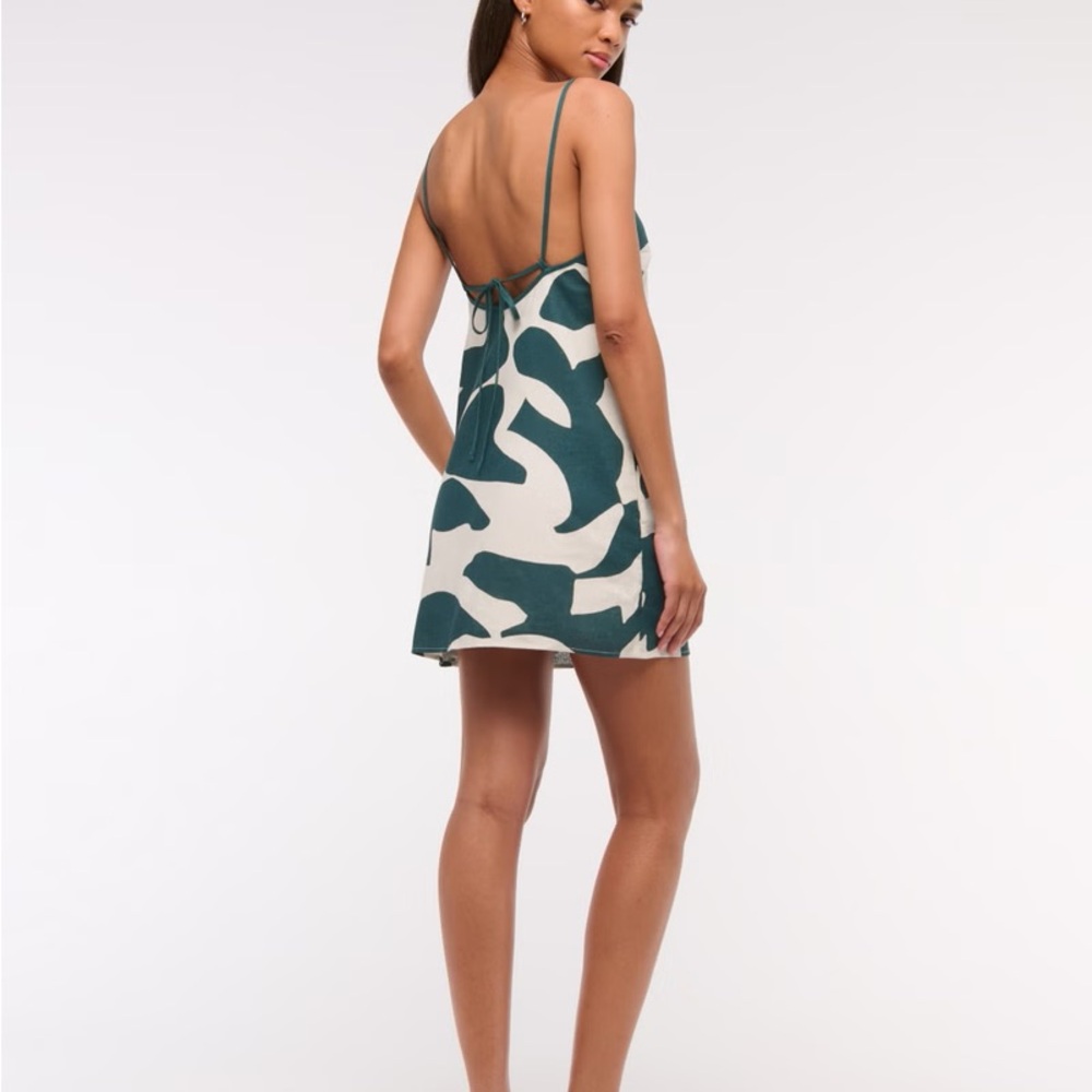 Abercrombie Linen Blend Apron Mini Dress - Picture 2 of 3